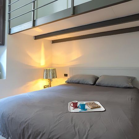Appartamento Life Is Beautiful Design Loft Navigli Romolo, Netflix, Wifi, Ac And Street Parking Milano Esterno foto