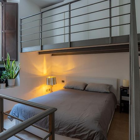 Appartamento Life Is Beautiful Design Loft Navigli Romolo, Netflix, Wifi, Ac And Street Parking Milano Esterno foto