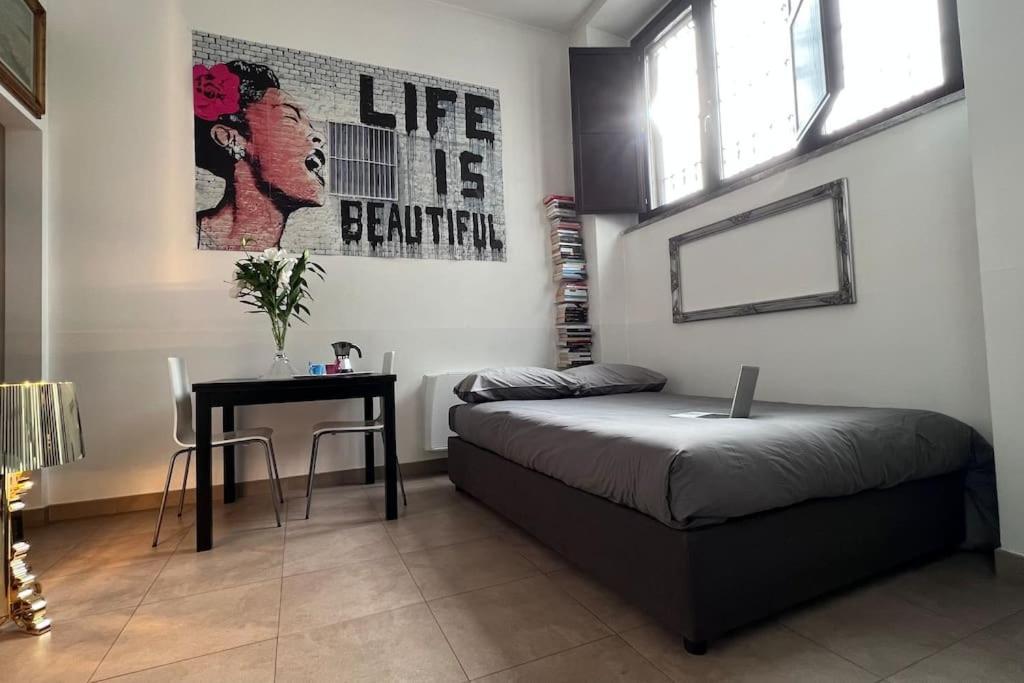 Appartamento Life Is Beautiful Design Loft Navigli Romolo, Netflix, Wifi, Ac And Street Parking Milano Esterno foto