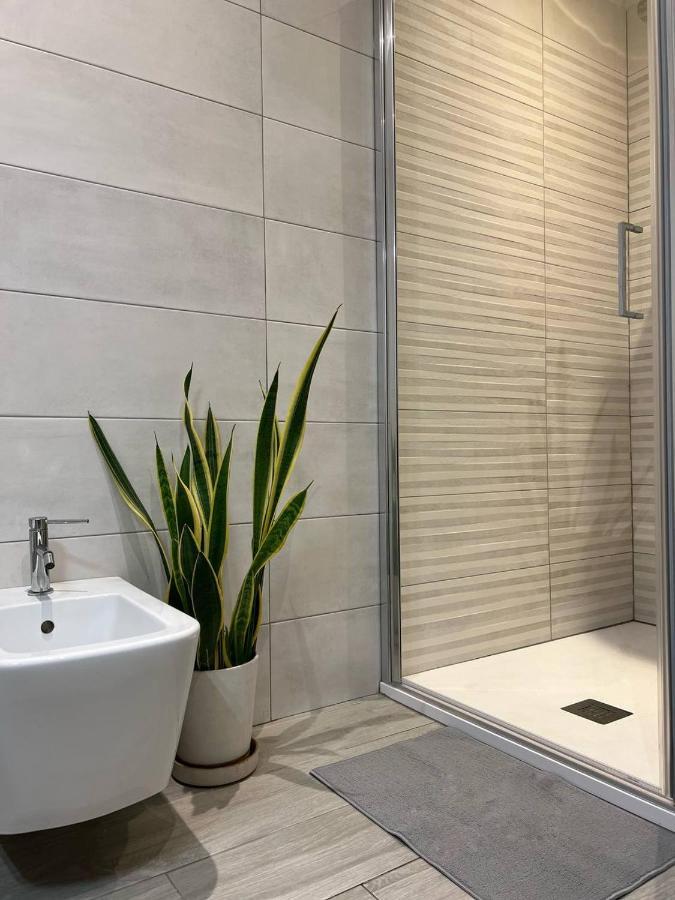 Appartamento Life Is Beautiful Design Loft Navigli Romolo, Netflix, Wifi, Ac And Street Parking Milano Esterno foto